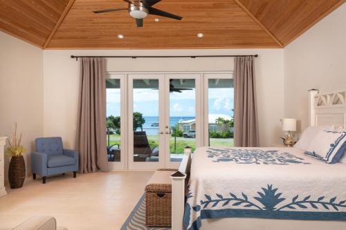 Pirates Villa- Beach view with kayaks for Groups in Cruz Bay
