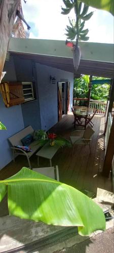 Balcony/terrace, Au colibri vert in Trois-Rivieres