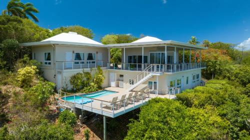 Maria Breeze Villa - Stunning Ocean & Sunset Views Private Pool Spacious Rooms in Cruz Bay