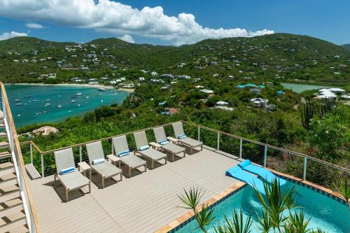 Maria Breeze Villa - Stunning Ocean & Sunset Views Private Pool Spacious Rooms in Cruz Bay