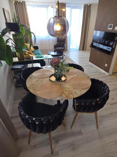 7thHeaven centre suite FREE PARKING in the building, Bratislava (foto 3)