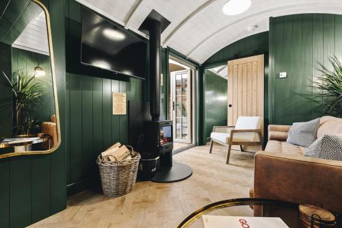 Nestledstays - The Oak in Arundel