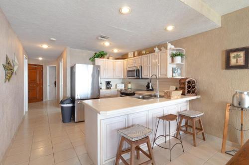 Sonoran Spa W608