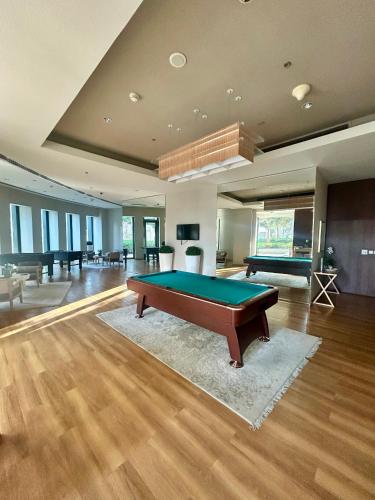 Private Sea View Room in 3BR Downtown - Recreational facilities