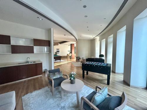 Private Sea View Room in 3BR Downtown - Recreational facilities