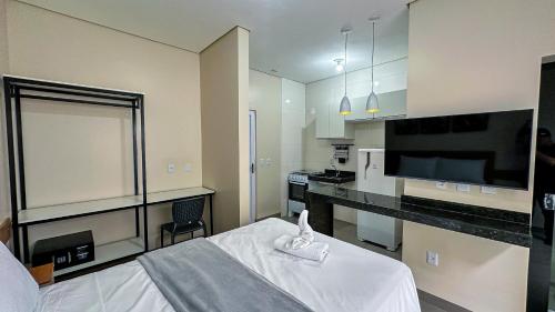 Flat & Hotel Executive