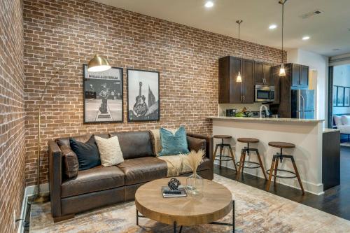 Lofts At 30th - Urban Legend - 6 Mins To Broadway in Nashville, USA