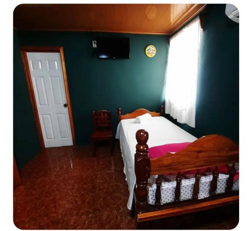 Hostal Fernánda (Hostal Fernanda) in 马伊斯群岛