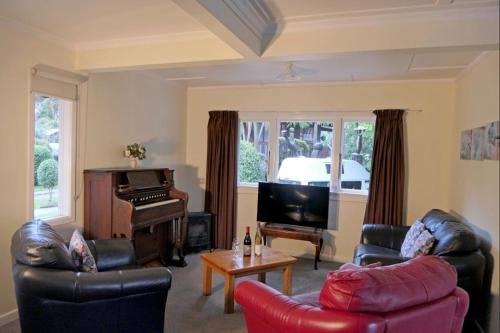 Queenstown Holiday Park Creeksyde – Queenstown, CA