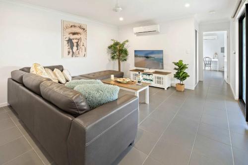 Whitsundays Paradise by the Port KIDS STAY FREE - Bowen Whitsundays Paradise by the Port KIDS STAY FREE - Bowen