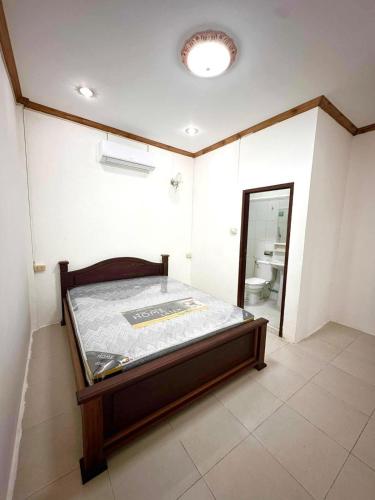 Vientiane Semi detached house in 帕圖夏伊/勝利之門