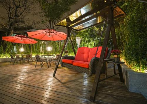 Shared lounge/TV area, 秋朵酒店Qiu Duo Hotel in Madian & Anzhen