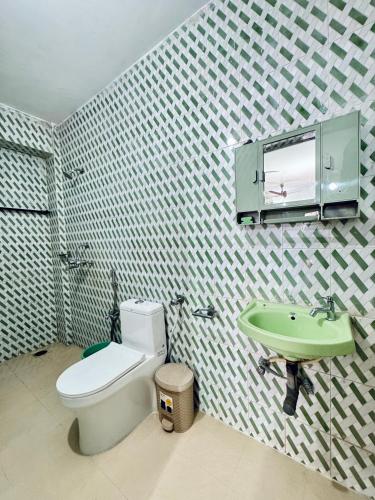 Deeptis Guest House – Candolim Beach, KY