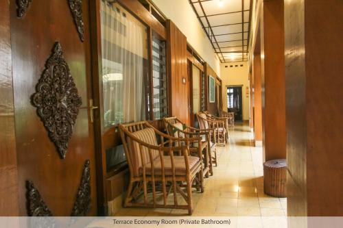 Duta Guest House Room Type - Economy Room With Private Bathroom - Fan - No Tv