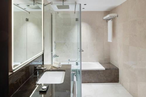 Marriott Hotel Production City, Dubai, Dubai (photo 8)