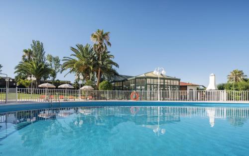 Hotel Ilunion Las Lomas - main image