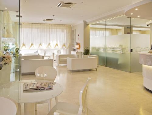 Hotel Radar - image 11