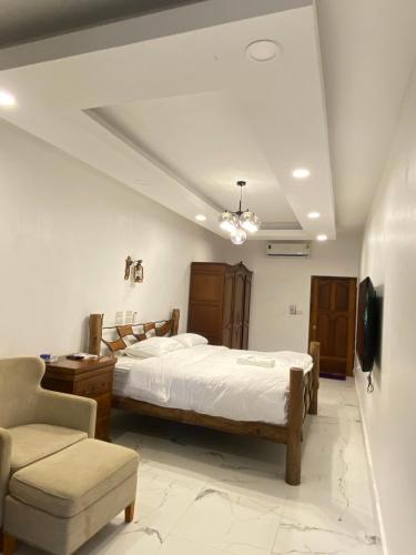 Tasana Garden Saraphi ทาซาน่าการ์เด้น สาขาสารภี Room Type - King Room with Two King Beds