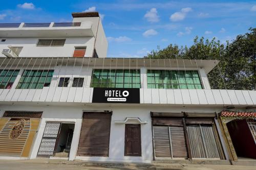 Hotel O Sultanpur Railway Junction Formerly Sanskar Marriage Lawan