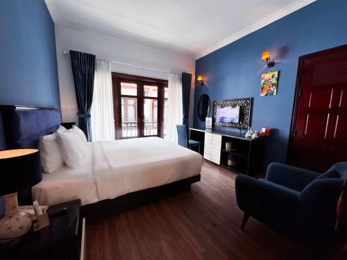 room detail thumbnail 0