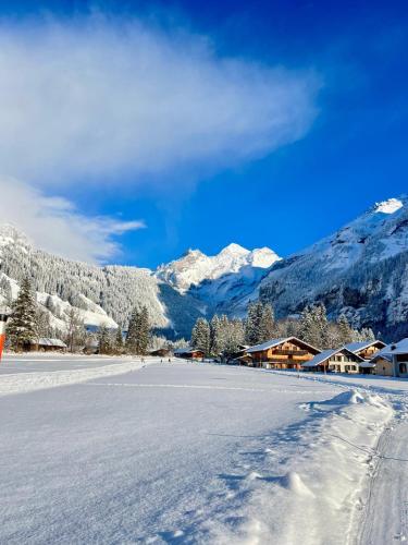 Chalet Alpine in Kandersteg, Schweiz