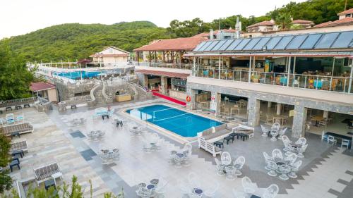 Nicholas Park Hotel