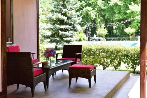 Villa Riva Garden in Polonezkoy