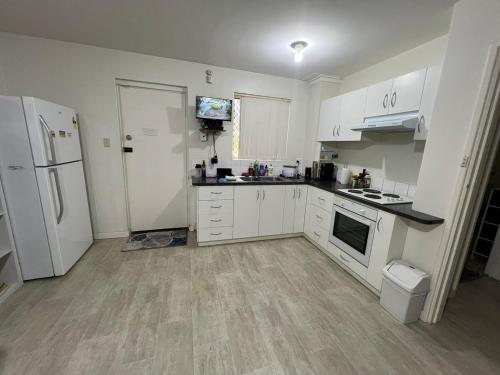 Best for FIFO, Short stay in 坎寧韋爾