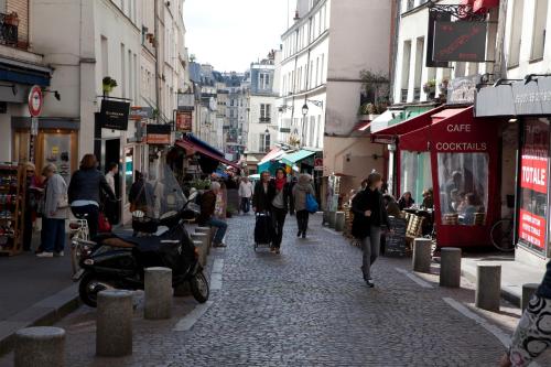 Oops! Latin quarter by Hiphophostels – Paris, TX