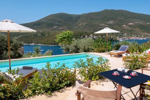 Villa Phos - Boutique Stone and Wood Sanctuary with Private Pool Near Sivota – khách sạn tại Sivota