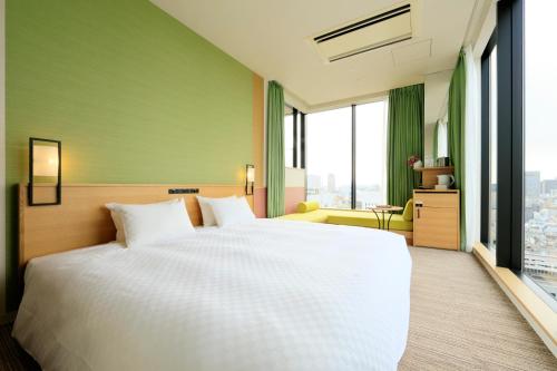 room detail thumbnail 1