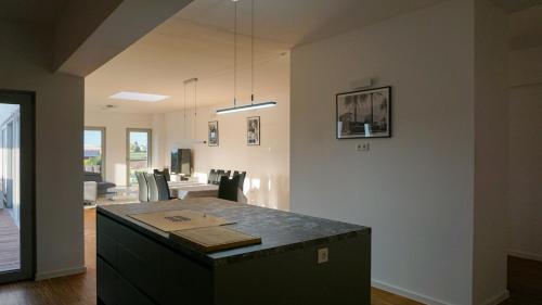 廚房, 185 sqm loft inclusive gym for 8 people in 富爾特