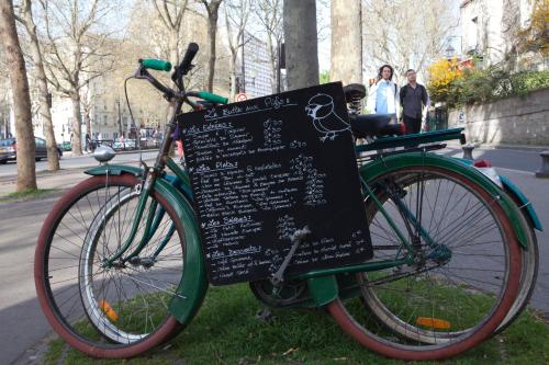 Oops! Latin quarter by Hiphophostels - image 6