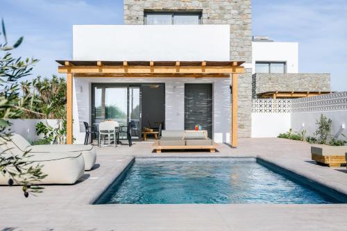 Exterior view, Sundunes Hotel Naxos in Naxos Island