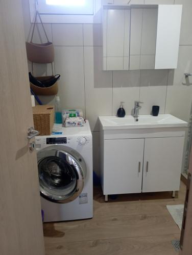 Friends' place Trikala in 아기오이 아나르기로이