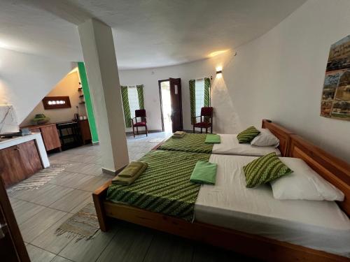 Green Protection Beach House Ghana in Nyanyanu