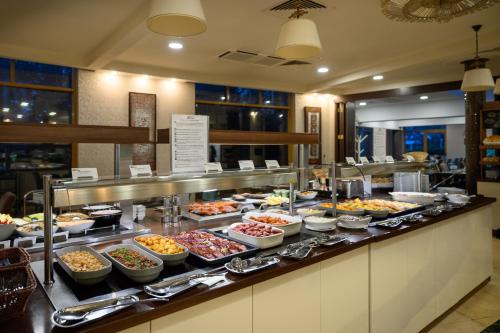 Colosseum Hotel - image 5