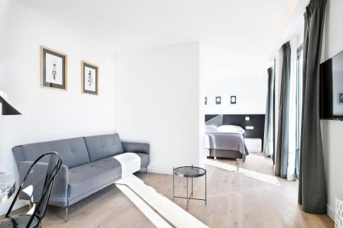 One-Bedroom Apartment image 10