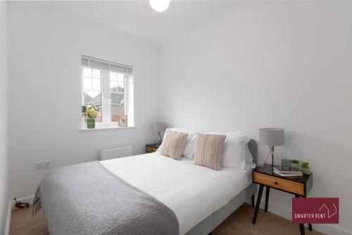 Facilities, Three Bed House Maidenhead - Parking in Maidenhead