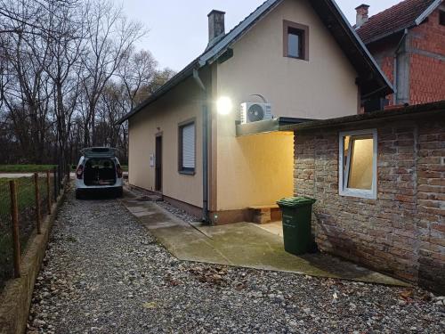 Kuća za odmor na rijeci Savi (Kuca za odmor na rijeci Savi) in Novska