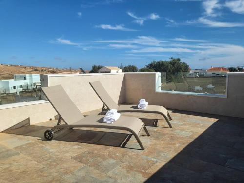 ENJOY House with Large Pool & Jacuzzi 4