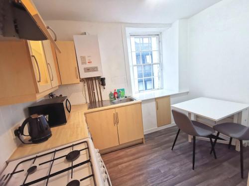 High Street Hideaway in Kirkcaldy