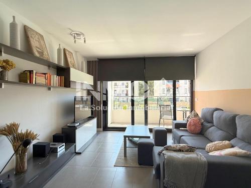 Moderno apartamento en Vilafortuny 153B - INMO22