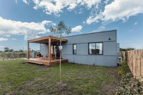 A szálláshely kívülről, Dread Shack Nodo Norte 1 - Casa en Complejo Zona Santa Isabel, Chapa Para 4 PAX Con Parrilla - Hola  in Colonia Chapadmalal