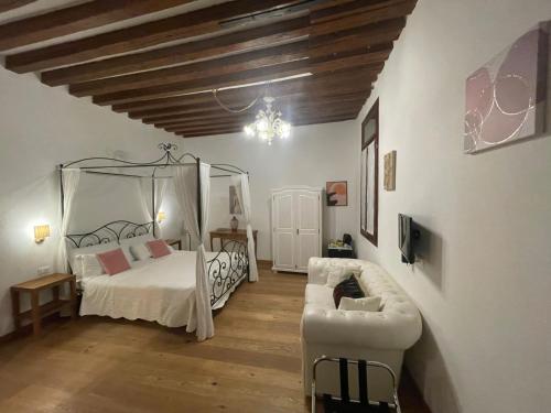 Residenza Corte Antica B&B – Venice, GA