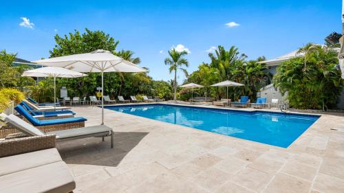 Swimming pool, Moorings Yacht Club in Great Mountain