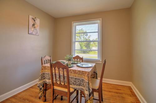 Vintage home in the heart of Valdosta in 華爾多斯塔