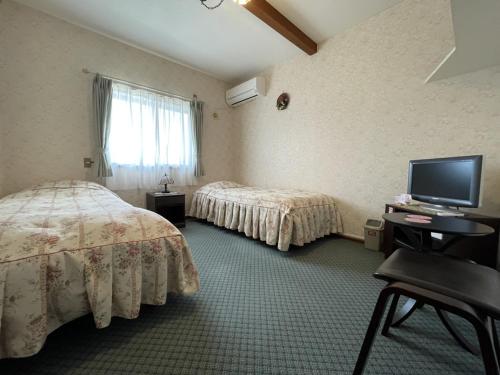 room detail thumbnail 1