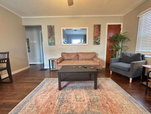 Housepitality- The Bungalow -2 BR in Columbus, USA