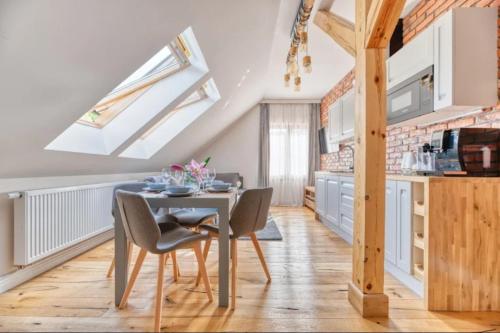 Karkonoski Klimat - apartamenty z sauną, balią i jacuzzi (Karkonoski Klimat - apartamenty z widokiem na gory, dostepem do sauny, balii, jacuzzi oraz miejscem ) in Milkow